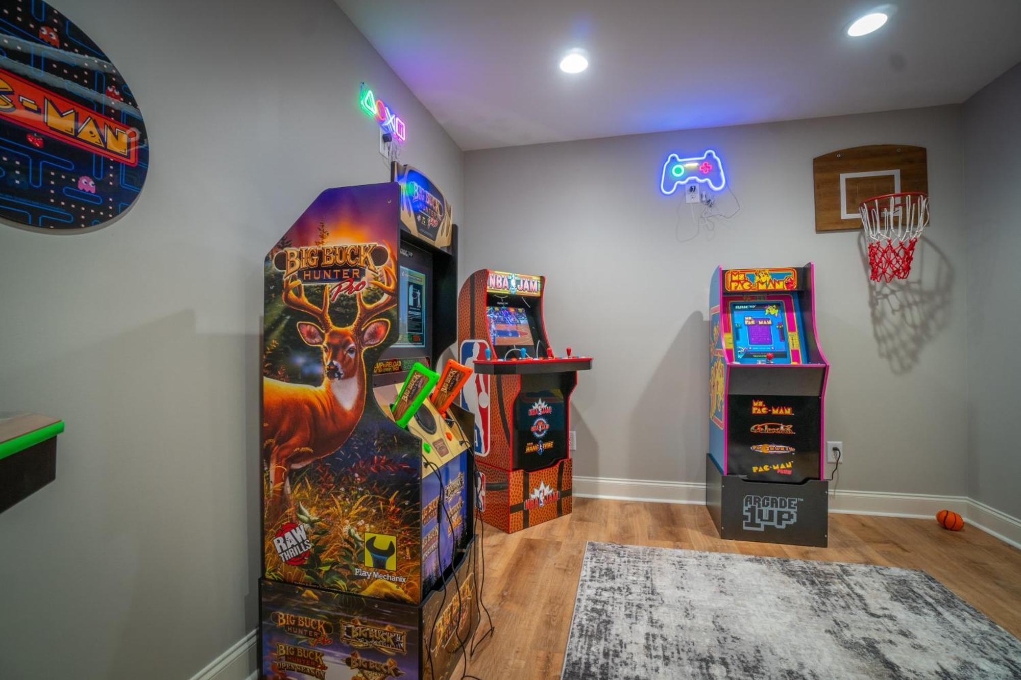Par-Tee Haus I- Game Room & Hot Tub-Walk To Helen Buitenkant foto